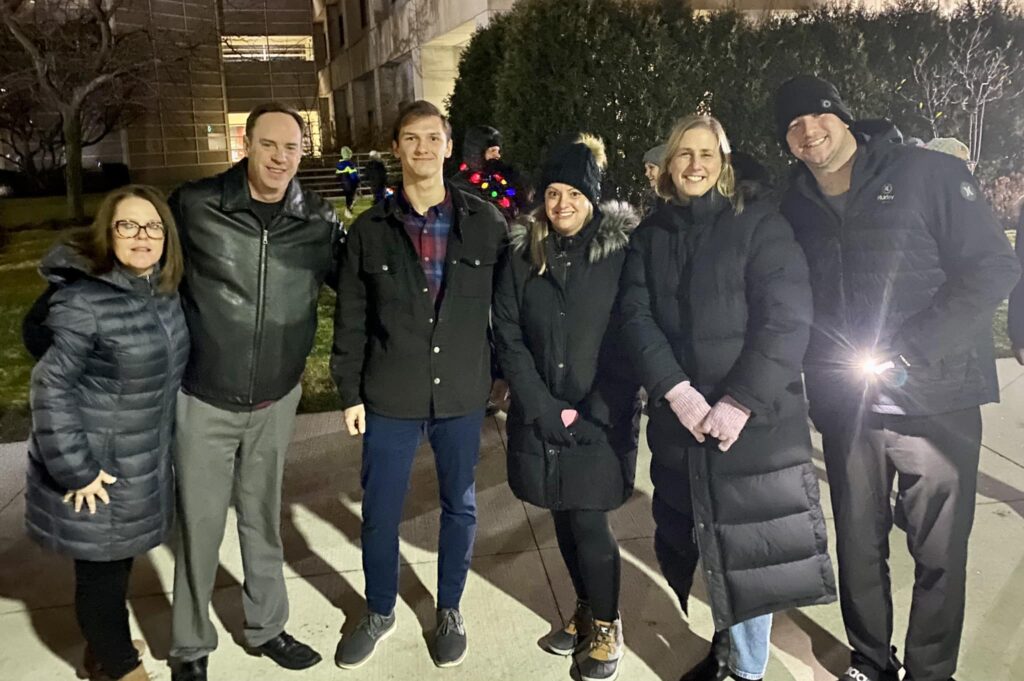 319398889 3102149340094236 6482738605854724190 N (1)